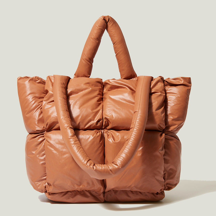 MAMA FITS IT ALL TOTE